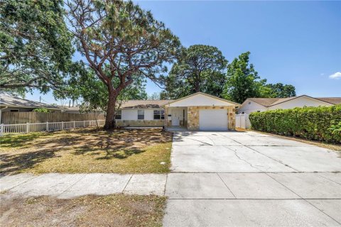 Villa ou maison à vendre à Saint Petersburg, Floride: 4 chambres, 118.73 m2 № 1732698 - photo 3