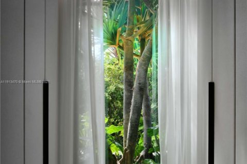 Villa ou maison à vendre à Miami Beach, Floride: 6 chambres, 731.05 m2 № 1970067 - photo 26