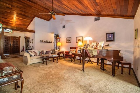 Casa en venta en Brandon, Florida, 5 dormitorios, 393.16 m2 № 1766240 - foto 7