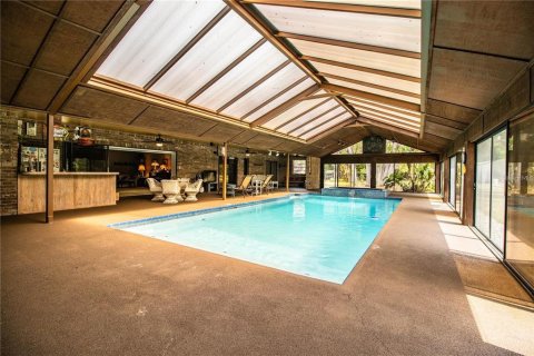 Casa en venta en Brandon, Florida, 5 dormitorios, 393.16 m2 № 1766240 - foto 19