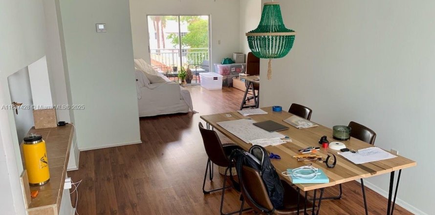 Condo à Miami Beach, Floride, 1 chambre  № 1822132