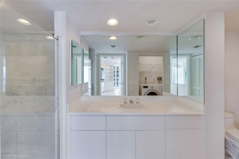 Купить кондоминиум в Санни-Айлс-Бич, Флорида 2 спальни, 163.51м2, № 1920680 - фото 13