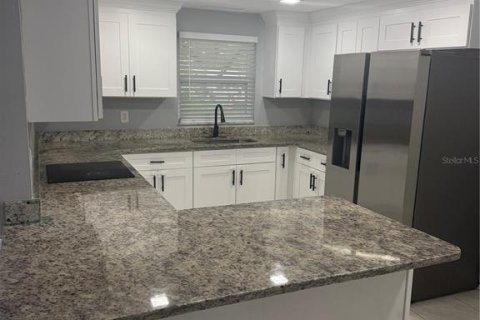Casa en venta en Tampa, Florida, 3 dormitorios, 119.38 m2 № 2408464 - foto 5