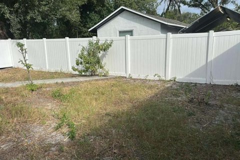 Casa en venta en Tampa, Florida, 3 dormitorios, 119.38 m2 № 2408464 - foto 10
