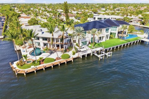 Villa ou maison à Deerfield Beach, Floride 3 chambres, 492.94 m2 № 2435496