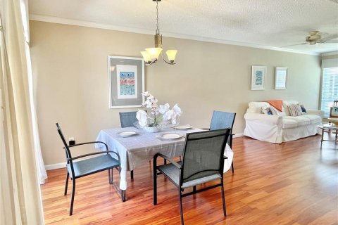Condominio en venta en Tarpon Springs, Florida, 2 dormitorios, 91.04 m2 № 1827270 - foto 14