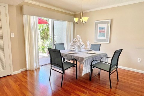 Condominio en venta en Tarpon Springs, Florida, 2 dormitorios, 91.04 m2 № 1827270 - foto 15