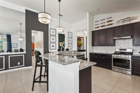 House in Bradenton, Florida 3 bedrooms, 200.85 sq.m. № 1565535 - photo 6
