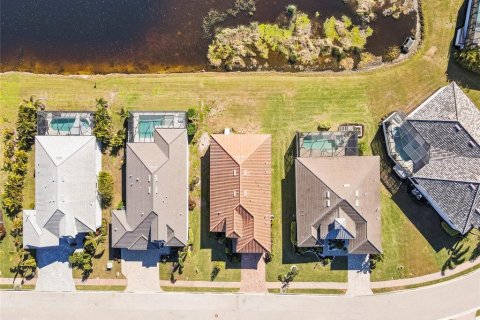 House in Bradenton, Florida 3 bedrooms, 200.85 sq.m. № 1565535 - photo 30