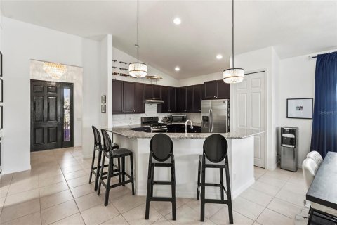 House in Bradenton, Florida 3 bedrooms, 200.85 sq.m. № 1565535 - photo 5