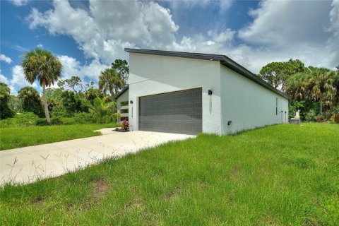 Casa en alquiler en North Port, Florida, 4 dormitorios, 159.51 m2 № 1679659 - foto 3
