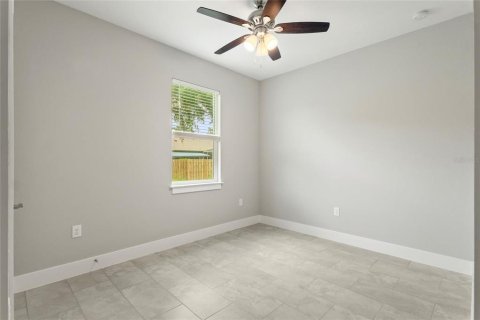 Casa en alquiler en North Port, Florida, 4 dormitorios, 159.51 m2 № 1679659 - foto 21
