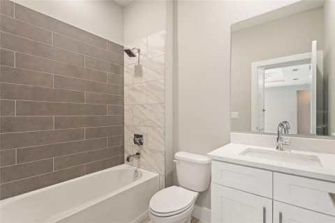 Casa en alquiler en North Port, Florida, 4 dormitorios, 159.51 m2 № 1679659 - foto 19