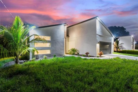 Casa en alquiler en North Port, Florida, 4 dormitorios, 159.51 m2 № 1679659 - foto 6