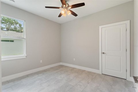 Casa en alquiler en North Port, Florida, 4 dormitorios, 159.51 m2 № 1679659 - foto 18