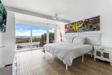 Condominio en venta en Miami Beach, Florida, 2 dormitorios, 59.46 m2 № 1706450 - foto 17