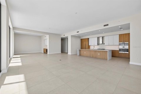 Condo in Saint Petersburg, Florida, 3 bedrooms  № 2097763 - photo 27