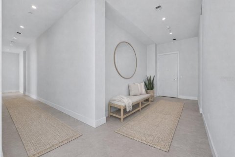Condo in Saint Petersburg, Florida, 3 bedrooms  № 2097763 - photo 23