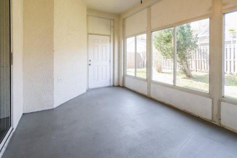 House in Brandon, Florida 3 bedrooms, 162.11 sq.m. № 2403427 - photo 7