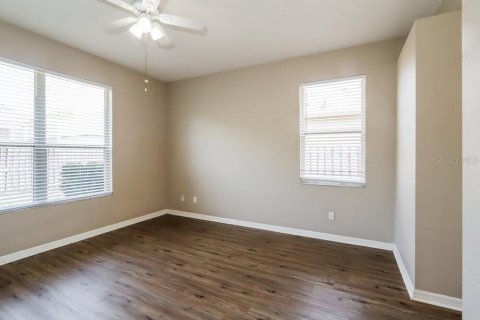House in Brandon, Florida 3 bedrooms, 162.11 sq.m. № 2403427 - photo 8
