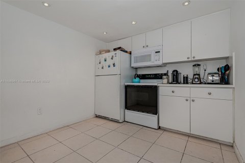 Купить кондоминиум в Майами, Флорида 1 спальня, 79.9м2, № 2048473 - фото 26