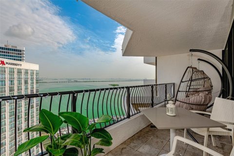 Купить кондоминиум в Майами, Флорида 1 спальня, 79.9м2, № 2048473 - фото 4