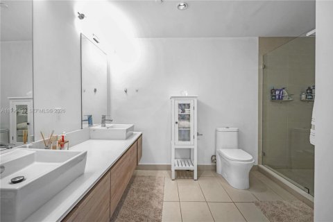 Appartement à louer à Bay Harbor Islands, Floride: 4 chambres, 179.21 m2 № 2056873 - photo 24