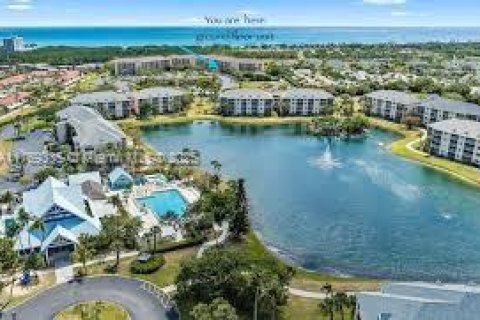 Condo in Jupiter, Florida, 2 bedrooms  № 1861416 - photo 1