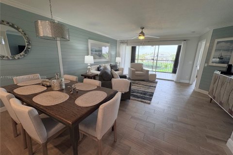 Condo in Jupiter, Florida, 2 bedrooms  № 1861416 - photo 18