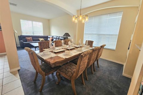 Villa ou maison à vendre à Kissimmee, Floride: 7 chambres, 263.29 m2 № 2129424 - photo 10
