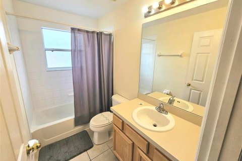 Villa ou maison à vendre à Kissimmee, Floride: 7 chambres, 263.29 m2 № 2129424 - photo 17