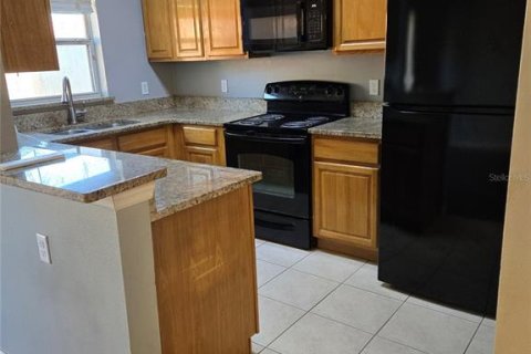 Touwnhouse à louer à Sanford, Floride: 3 chambres, 111.76 m2 № 2430819 - photo 14
