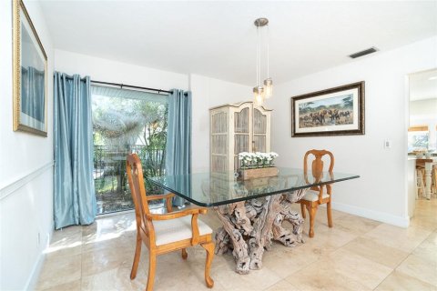 Villa ou maison à vendre à Sarasota, Floride: 3 chambres, 201.23 m2 № 1602638 - photo 12