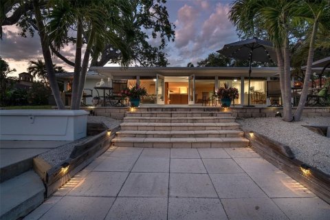 Villa ou maison à vendre à Sarasota, Floride: 3 chambres, 201.23 m2 № 1602638 - photo 3