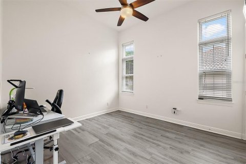 Casa en venta en Orlando, Florida, 5 dormitorios, 380.9 m2 № 2151835 - foto 29