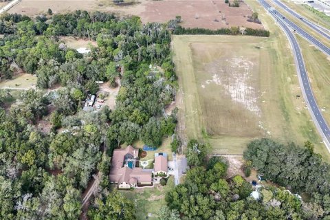 House in Apopka, Florida 6 bedrooms, 587.05 sq.m. № 2213644 - photo 14