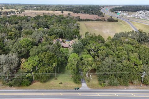 House in Apopka, Florida 6 bedrooms, 587.05 sq.m. № 2213644 - photo 2