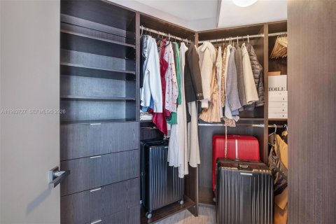 Снять в аренду кондоминиум в Майами, Флорида 1 спальня, 66.52м2, № 2045463 - фото 26