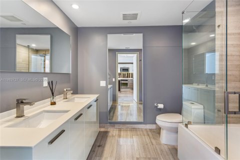 Снять в аренду кондоминиум в Майами, Флорида 1 спальня, 66.52м2, № 2045463 - фото 10