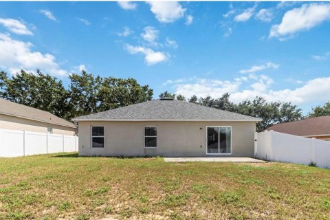 House in Eustis, Florida 4 bedrooms, 183.2 sq.m. № 2258461 - photo 22