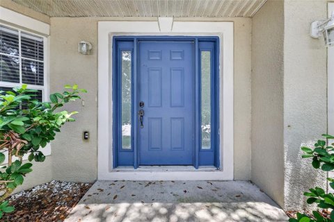 House in Eustis, Florida 4 bedrooms, 183.2 sq.m. № 2258461 - photo 2
