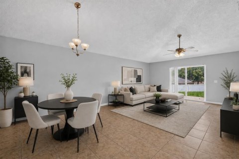 House in Eustis, Florida 4 bedrooms, 183.2 sq.m. № 2258461 - photo 6