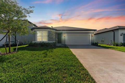 House in Spring Hill, Florida 3 bedrooms, 154.4 sq.m. № 1525664 - photo 17