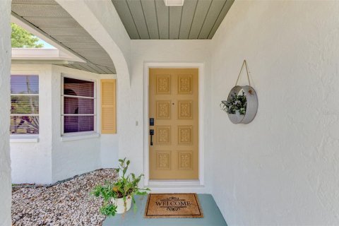 House in Englewood, Florida 2 bedrooms, 181.81 sq.m. № 1618670 - photo 5