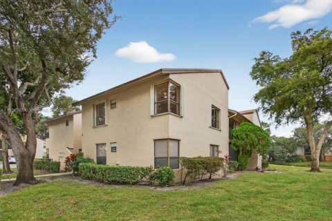 Купить кондоминиум в Коконат Крик, Флорида 3 спальни, 103.59м2, № 1975782 - фото 26