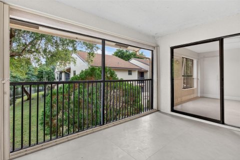 Купить кондоминиум в Коконат Крик, Флорида 3 спальни, 103.59м2, № 1975782 - фото 14