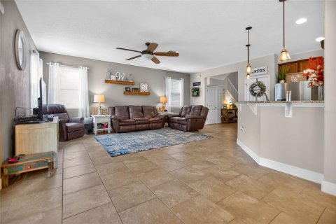 Casa en venta en DeLand, Florida, 4 dormitorios, 213.21 m2 № 2151836 - foto 19