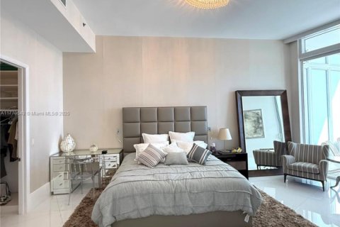 Снять в аренду кондоминиум в Санни-Айлс-Бич, Флорида 2 спальни, 193.61м2, № 2034291 - фото 17