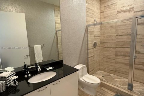 Снять в аренду кондоминиум в Санни-Айлс-Бич, Флорида 2 спальни, 193.61м2, № 2034291 - фото 25