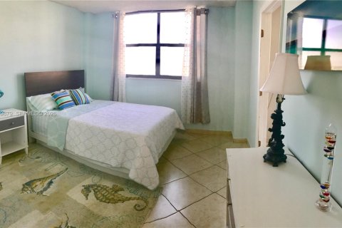 Copropriété à vendre à Sunny Isles Beach, Floride: 2 chambres, 93.65 m2 № 2051949 - photo 9